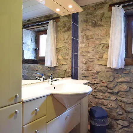 Quaint In Petite Langlire With Bubble Bath Langlir