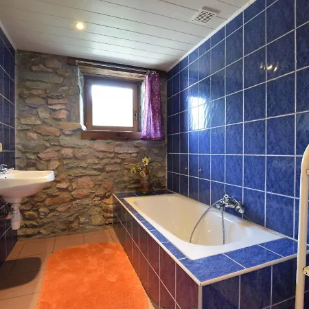 Quaint In Petite Langlire With Bubble Bath