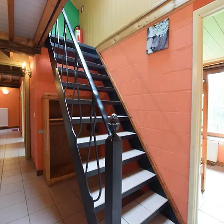 In Petite Langlire With Bubble Bath