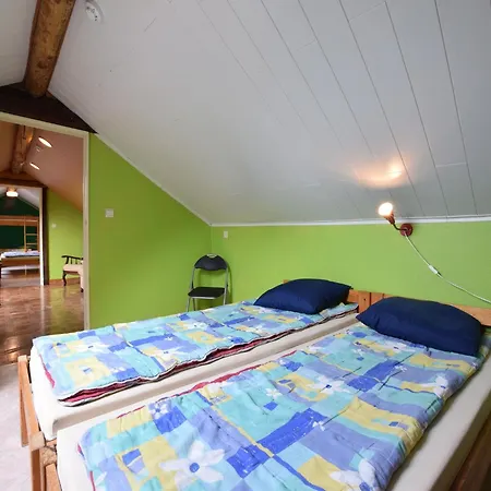 In Petite Langlire With Bubble Bath بيت للعطل *