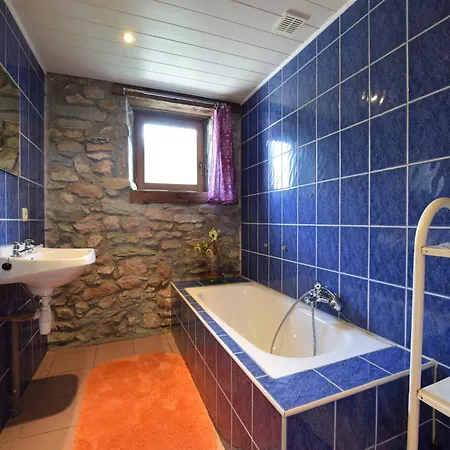 In Petite Langlire With Bubble Bath Ferienhaus *