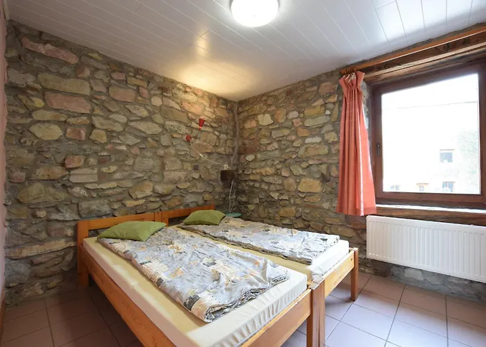 In Petite Langlire With Bubble Bath *