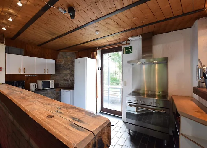 In Petite Langlire With Bubble Bath Holiday home *