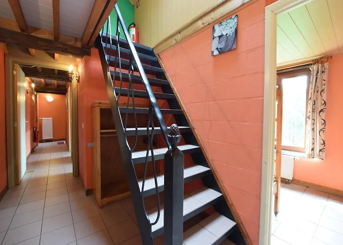 In Petite Langlire With Bubble Bath