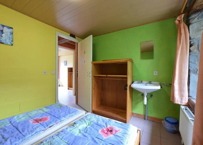 In Petite Langlire With Bubble Bath Holiday home